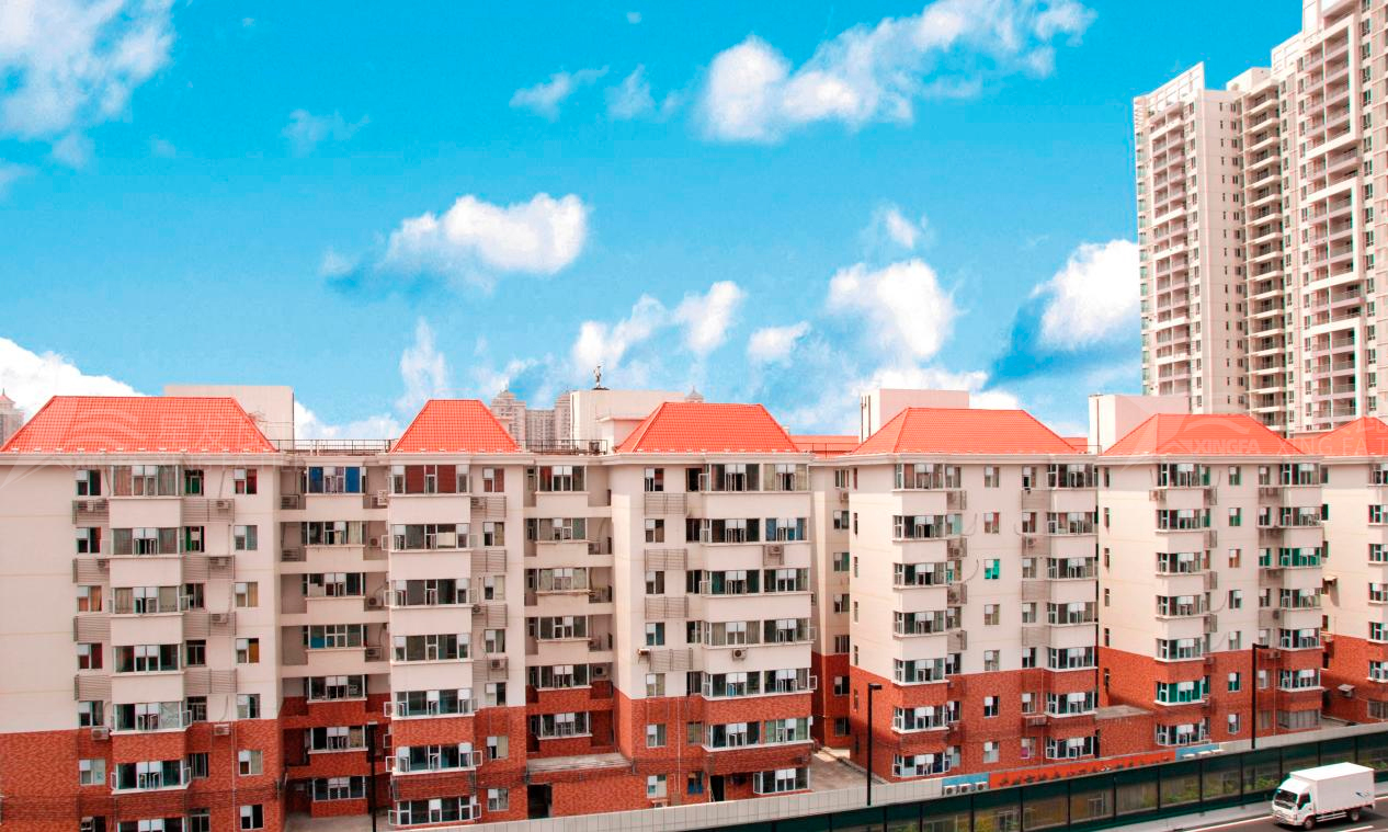 平改坡工程用合成樹脂瓦的優(yōu)勢，不僅僅是提升城市形象那么簡單！