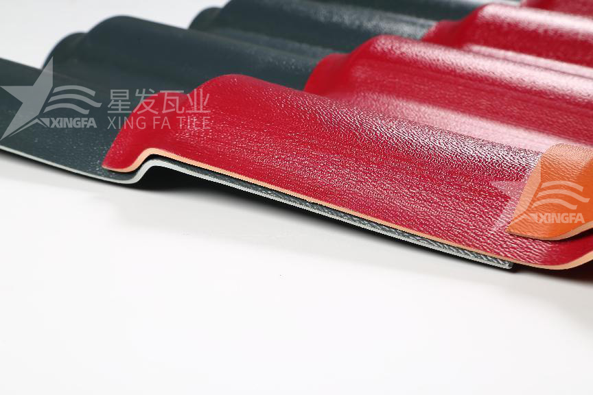 合成樹脂瓦的四層材質(zhì)揭秘：讓你徹底了解屋頂?shù)谋Ｗo體系！